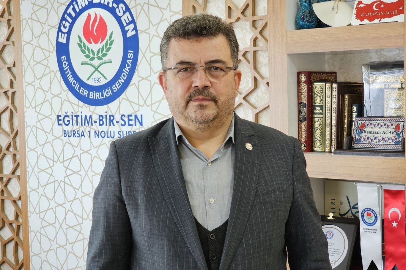 Acar: Algı operasyonları ve yanlış kanun uygulamaları eğitimcileri tehdit ediyor