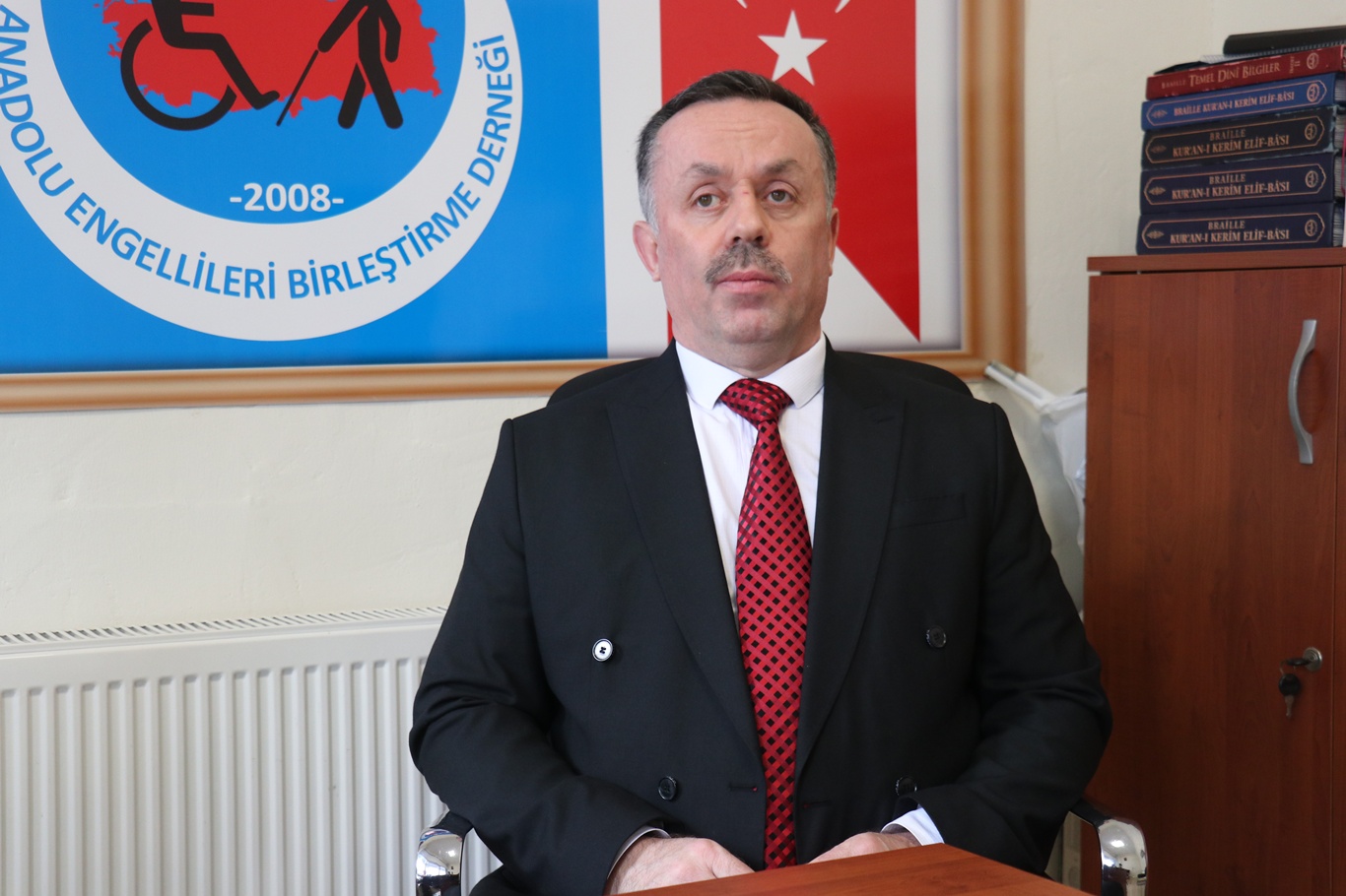 Anayasa Mahkemesi harekete geçti: başvuru yapılıyor ve mahkeme bunun üzerine kararı iptal ediyor için inceleme