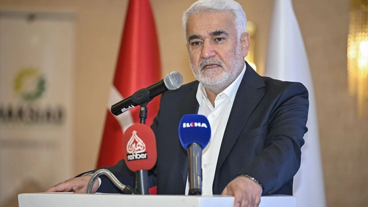 Yapıcıoğlu, HAKSİAD'ın 6. İşadamları Buluşması'na katıldı