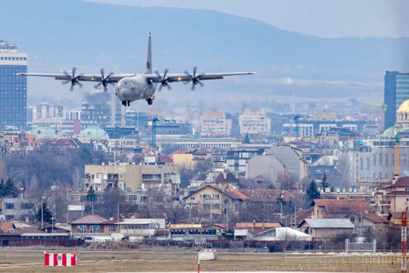 ABD askeri uçakları Bulgaristan'dan ayrılıyor