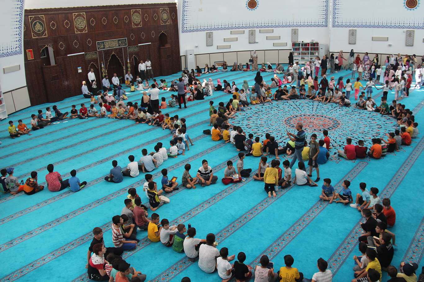 Camiler yazın çocuklarla şenlenecek: Yaz Kur'an kursları başlıyor