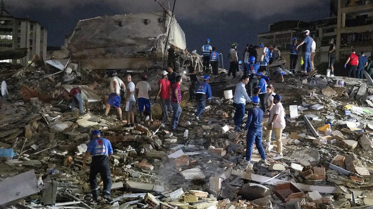 Venezuela’da yeni deprem!