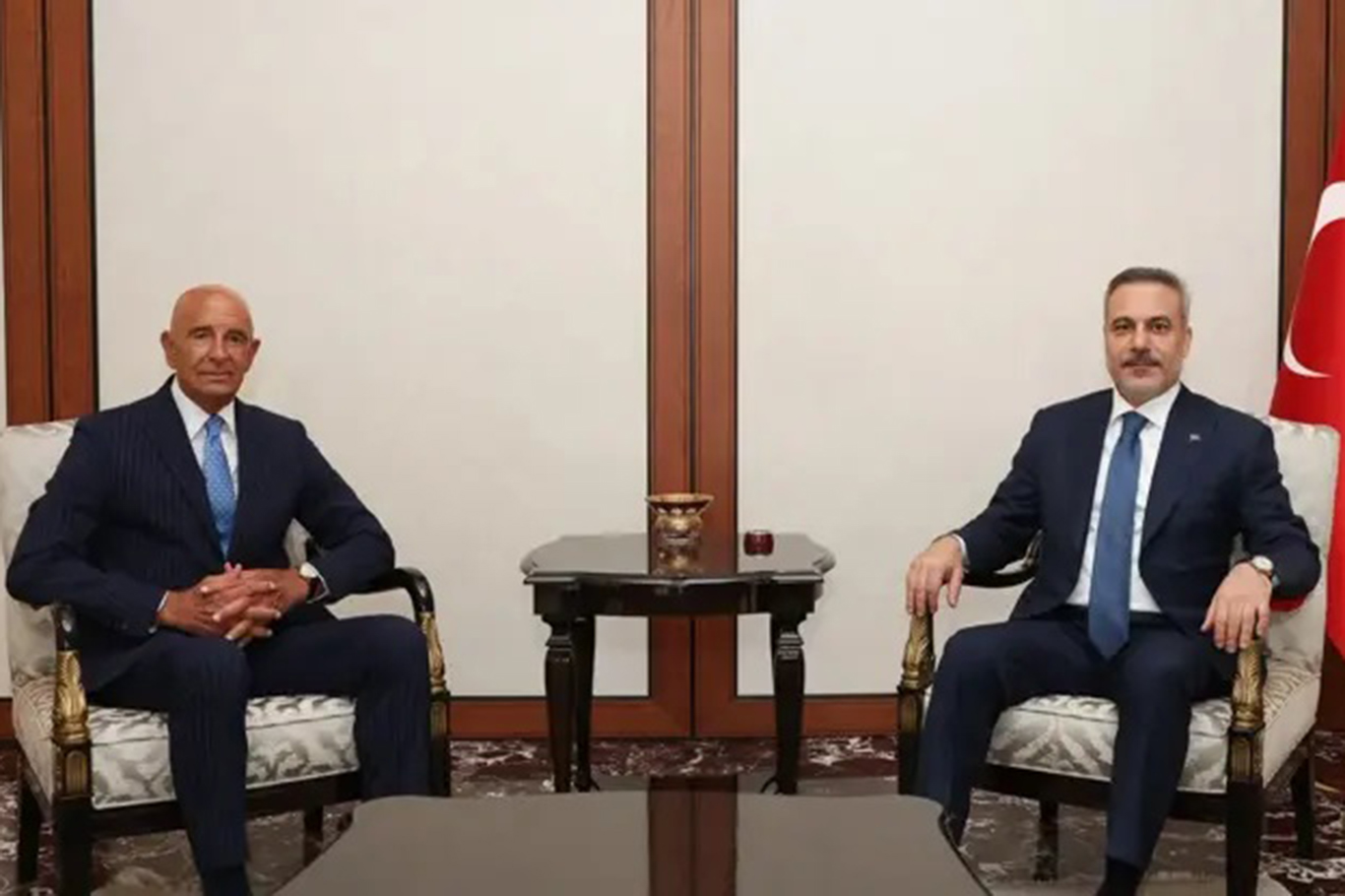 Bakan Fidan, ABD Ankara Büyükelçisi Barrack'ı kabul etti