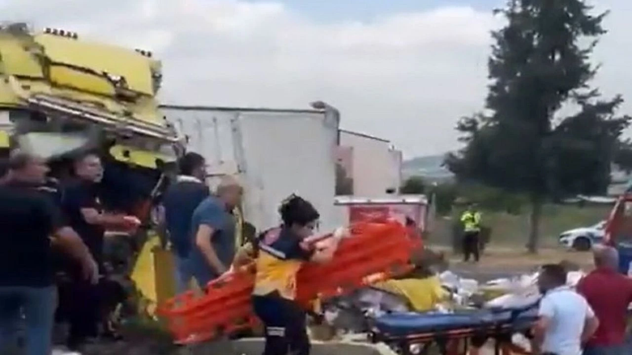 Mersin-Adana kara yolunda iki tır çarpıştı: Olayla ilgili inceleme başlatıldı!