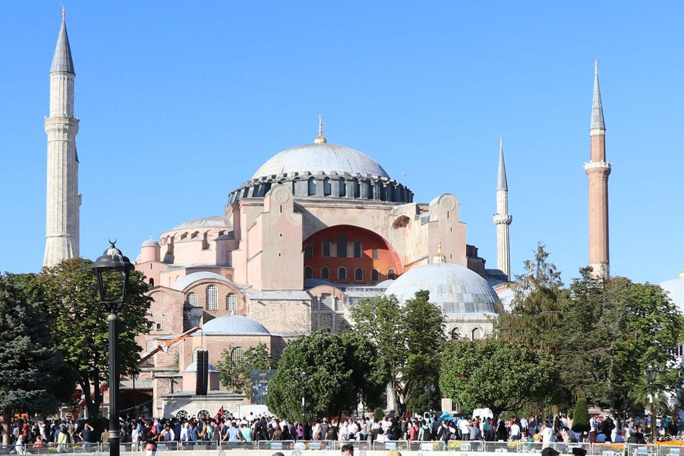 Ayasofya-i Kebir Cami-i Şerifi yeniden ibadete açılışının 6'ncı yılı