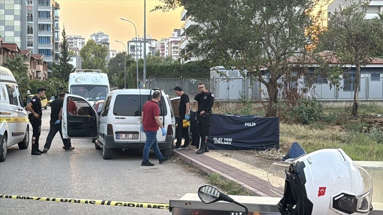 Silahla öldürülen baba ve oğlunun cenazeleri defnedildi