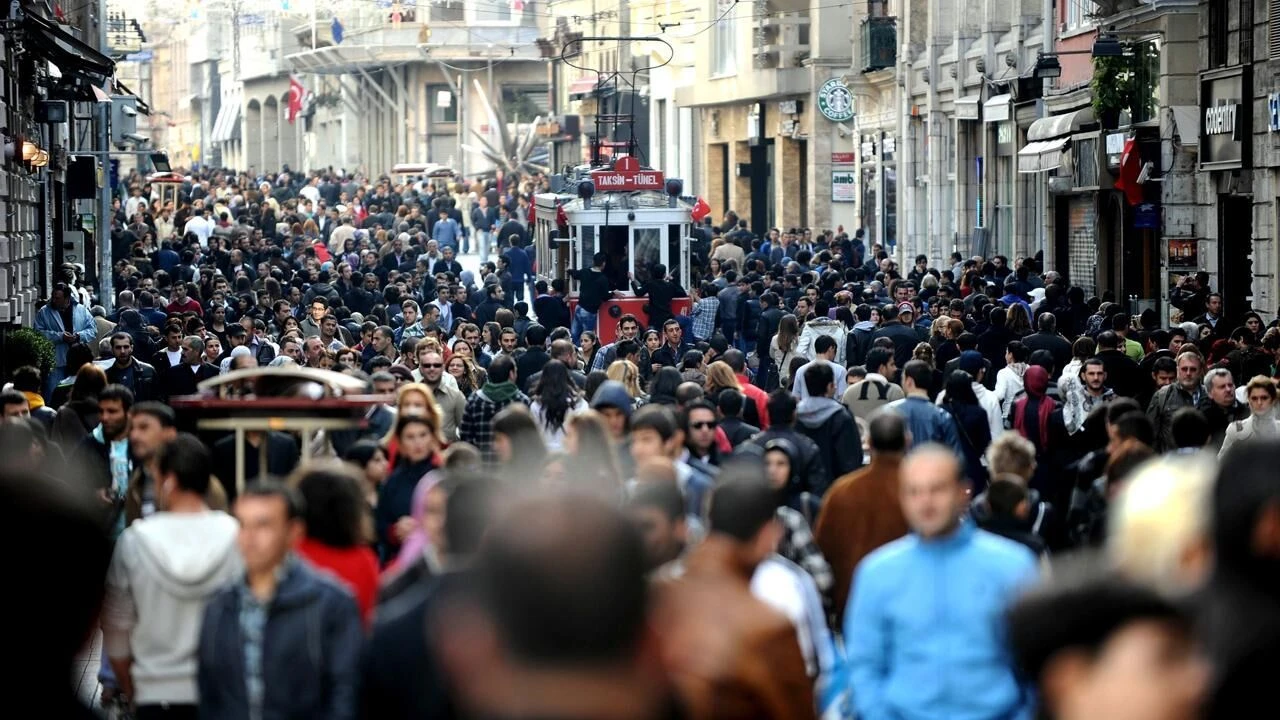 İstanbul'da en çok hangi ilden insan yaşıyor: 11 ilçede şaşıracağınız bir il zirvede
