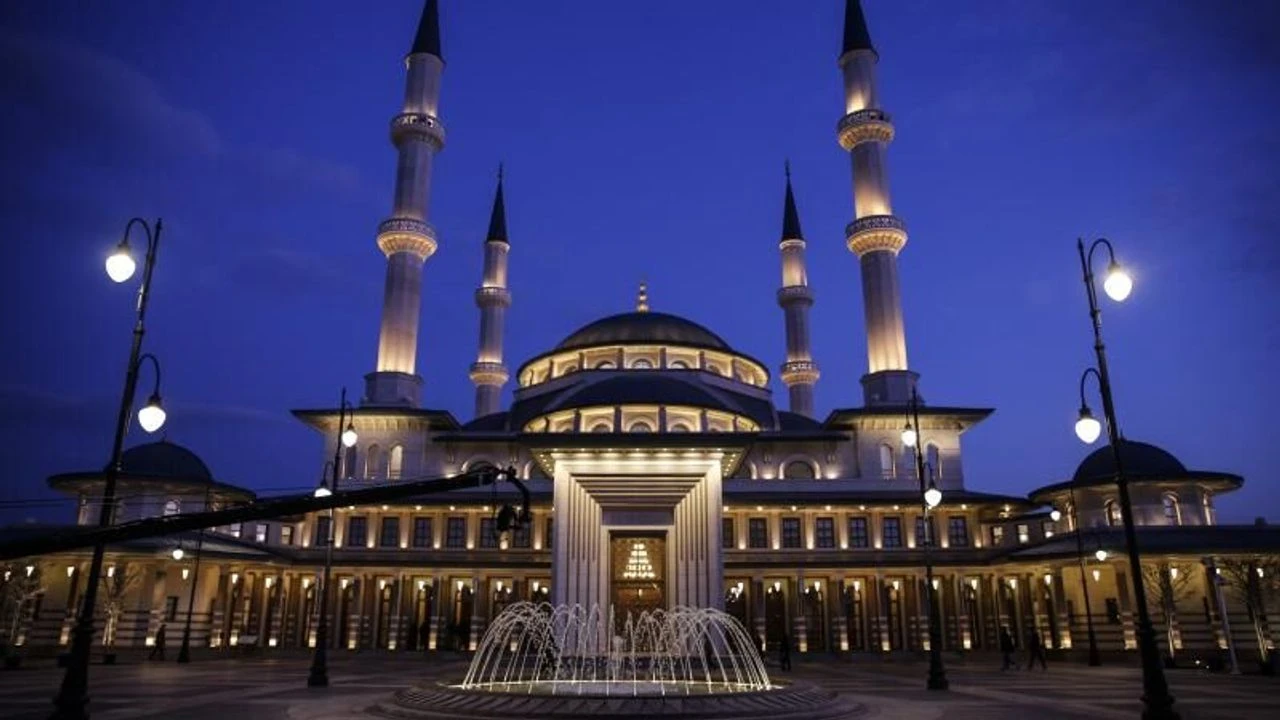 Beştepe Millet Camisi'nde Mevlid Kandili Programı düzenlenecek!