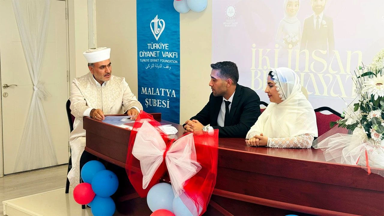 “İki İnsan Bir Hayat” Projesiyle İki Yuva Daha Kuruldu