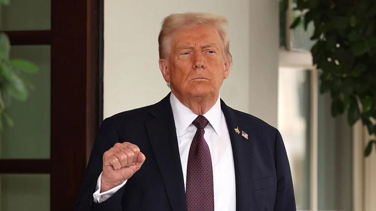 Trump: ABD’de İslam şeriatını tamamen yasaklayacağım